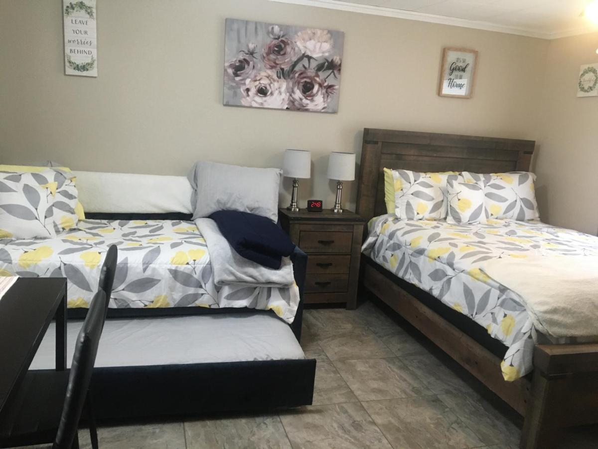 Just Like Being At Home- Newly Renovated Unit North Troy ภายนอก รูปภาพ